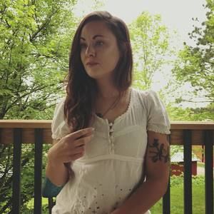 Meet your Posher, Hannah